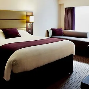 Premier Premier Heathrow Airport Terminal 4 Stanwell